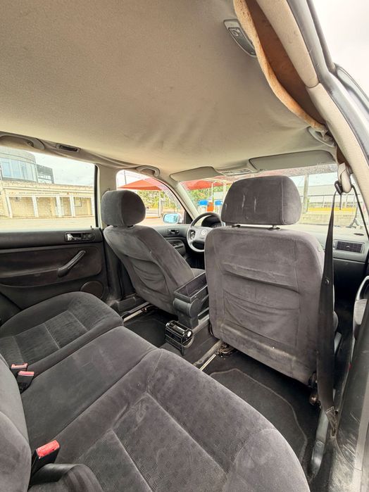 Volkswagen Golf carrinha Gasolina 1.4 75cv