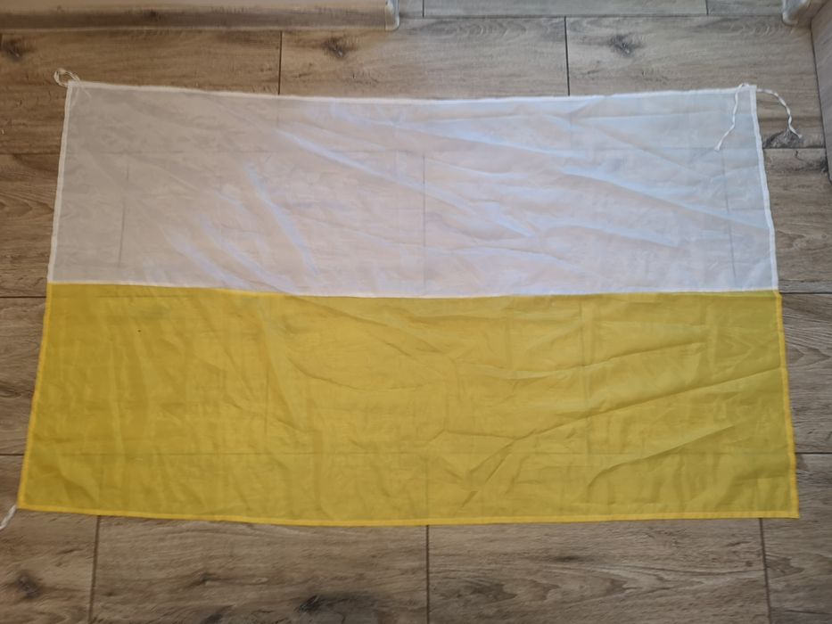 Flaga Watykan Papieska 150x90 cm