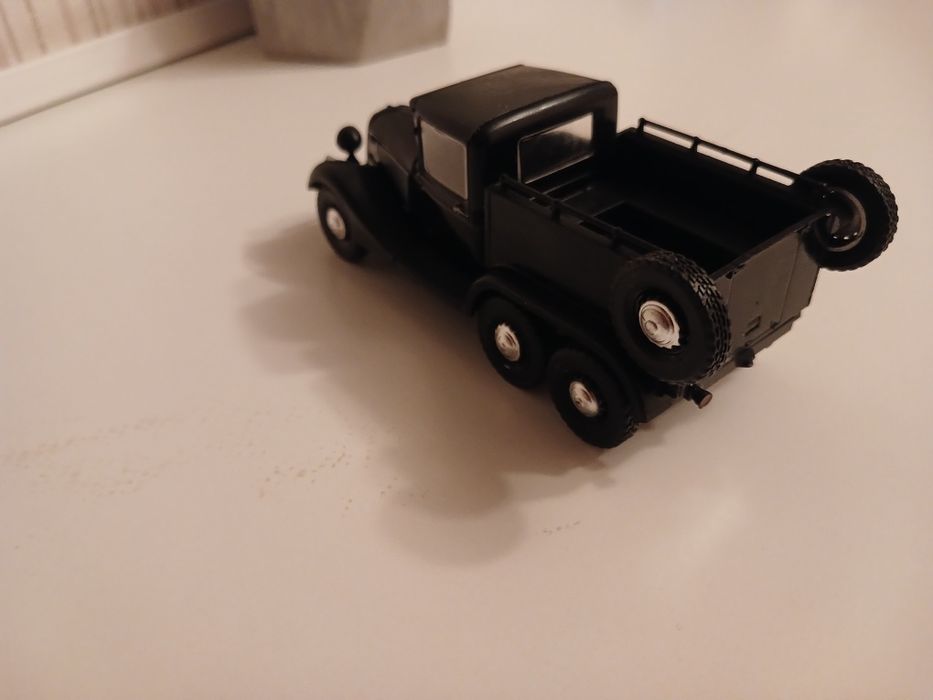 Колекційна машинка ГАЗ-21 випуск 117 Автолегенди СРСР