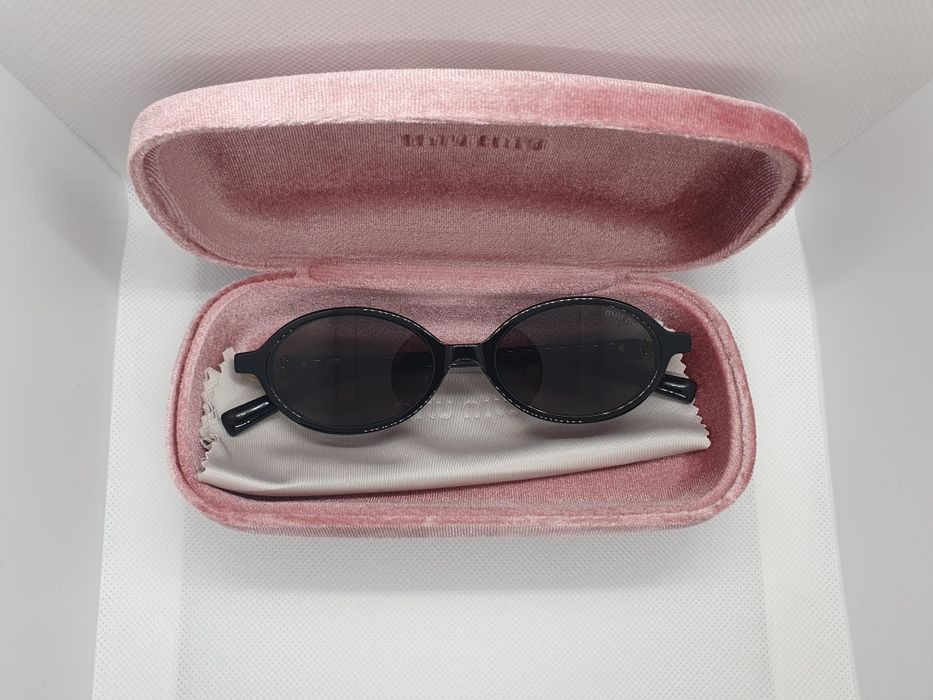 Miu Miu SMU04Z Black.