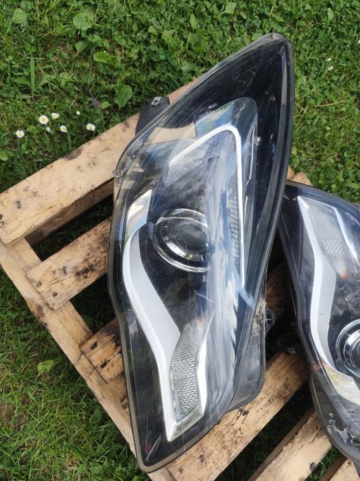 Lampa lampy reflektor  opel insignia a lift soczewka