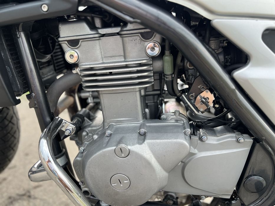 Свіжопривезений із Німечинни Kawasaki ER-5 1998