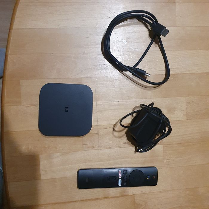 PRZYSTAWKA SMART TV (Odtwarzacz multimedialny)  MI BOX Xiaomi + telewi