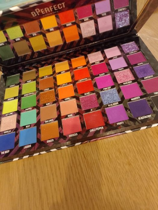 Paleta cieni BPerfect Carnival III