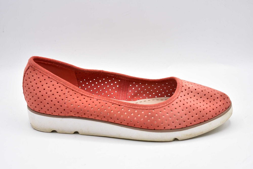 Clarks skórzane , ażurowe ( 39.5 ) jak nowe