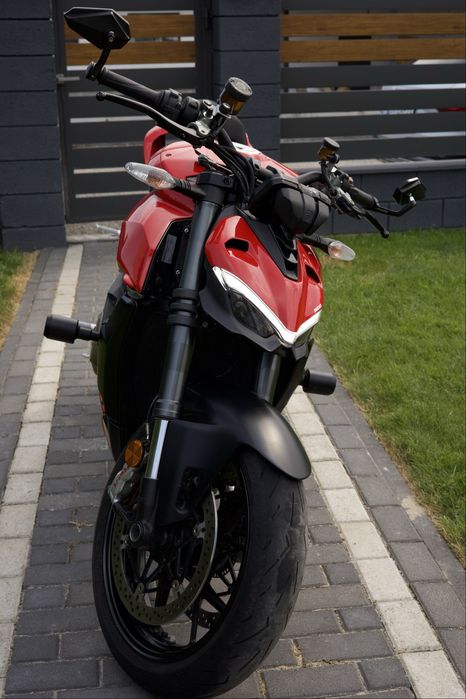 Ducati Streetfighter V4