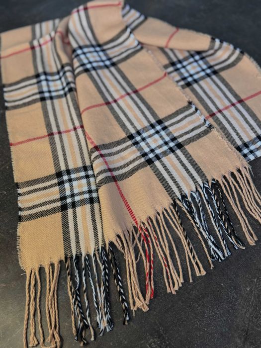 Шарф у клітинку в стилі Burberry | Шарфик Барбери
