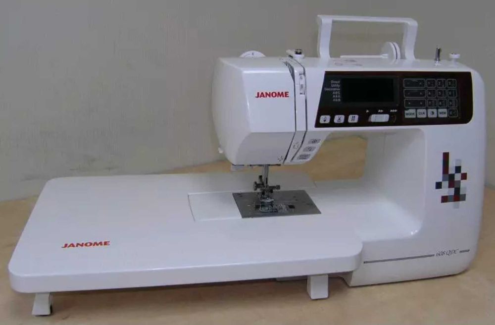 Швейная машина електронна Janome 608 QDC  ( 4120 QDC ) - Стан нової !!