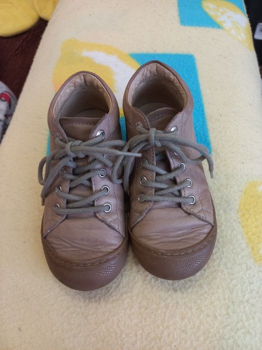 Продам шкіряні ботіночки 25 розміру