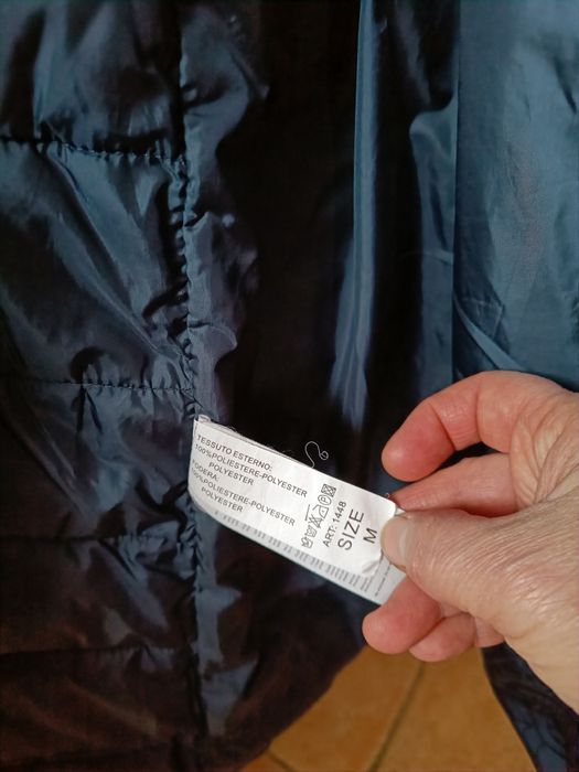 Kurtka ocieplana Unisono rozmiar M, kolor granatowy.