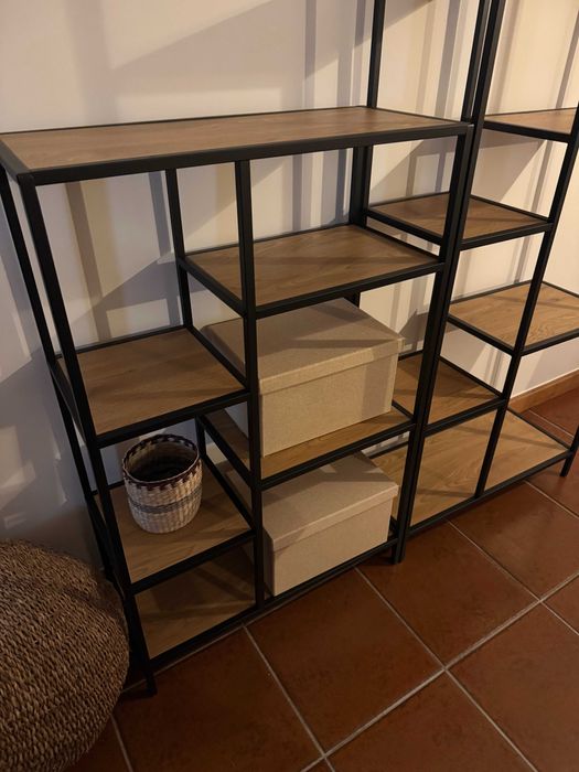 Estantes de ferro Jysk