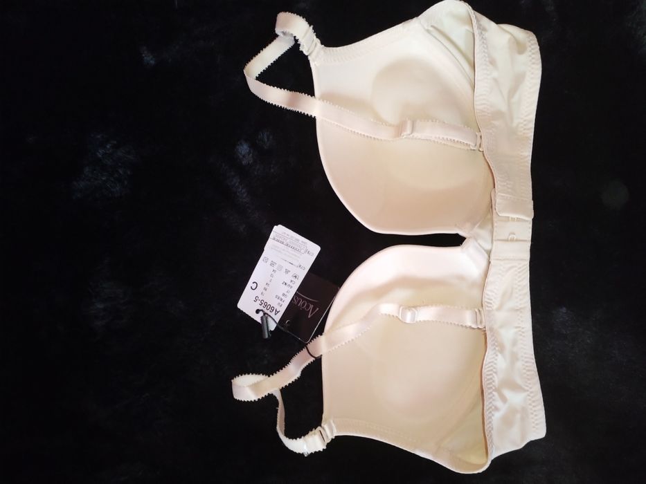 Ліфчик новий пуш-ап Бюстгальтер Valentina Lingerie
Valentina Lingerie