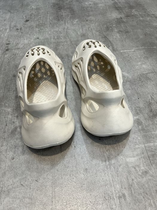 Yeezy Foam Runner