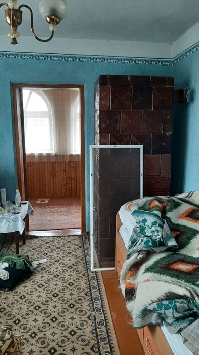 Будинок цегляний, прибудинкова ділянка