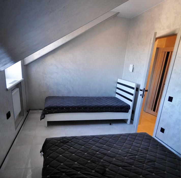 Нова шикарна 2 кімнатна квартира в центрі старого міста.