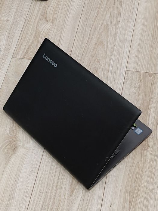 Lenovo IdeaPad 330-15ICH i7-8750h, GTX 1050, 8ram, SSD+HDD, Windows 11