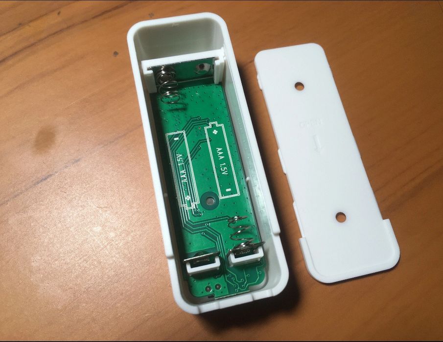 Розумний датчик температури та вологості.