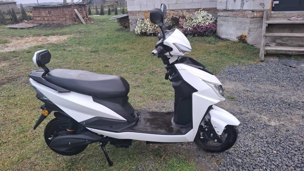 Продаж електро скутера