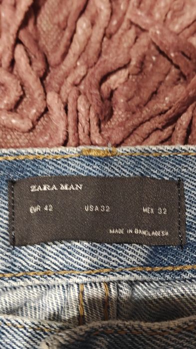 Jeans Zara Man 1975 azul claro tamanho 42