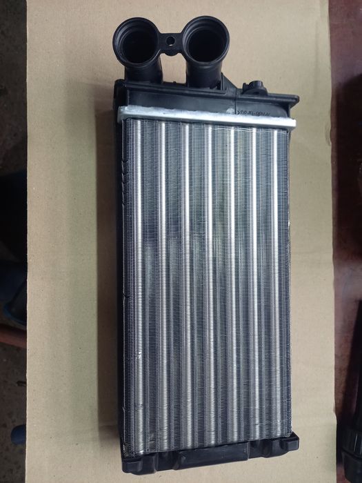 Радіатор пічки Peugeot 307