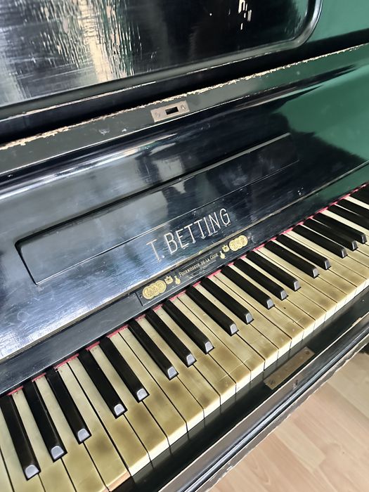 OKAZJA pianino T.Betting. - dobry stan