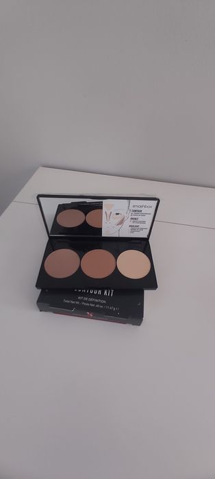Smashbox Step By Step paletka do konturowania z pędzelkiem
