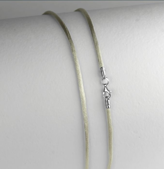 Шнурок для хрестика на хрестини Детский шнурок Шовковий шнурок на шию