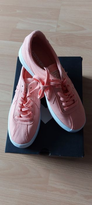Nowe buty Converse