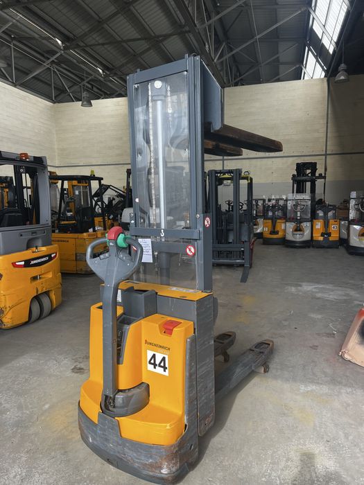 Stacker Eletrico Elevacao Dupla