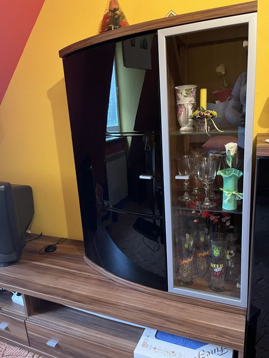 Meble -witryny szklane