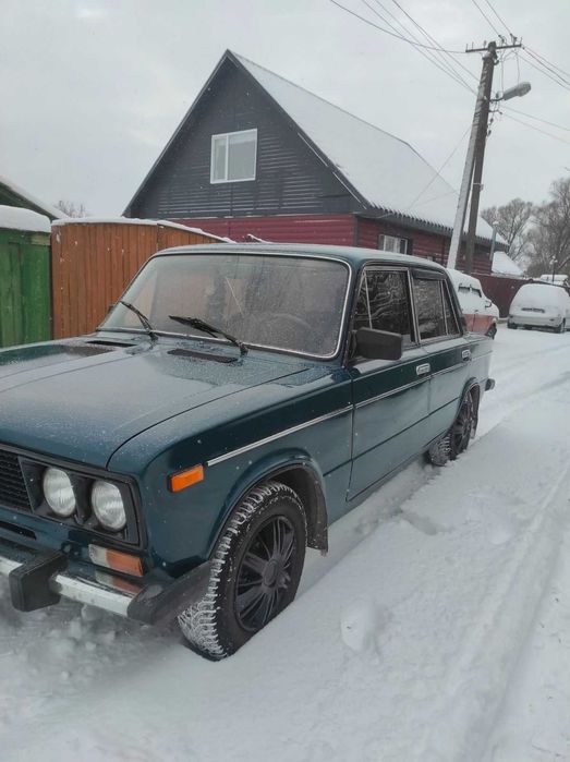 Автомобіль ваз 2106