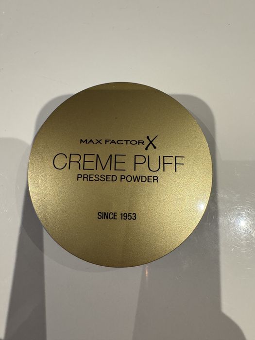 Max factor creme puff