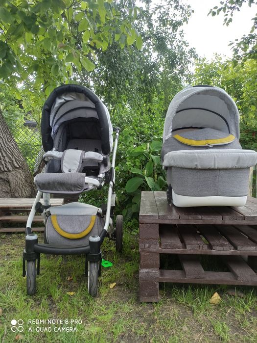 Продаються дві дитячі коляски.