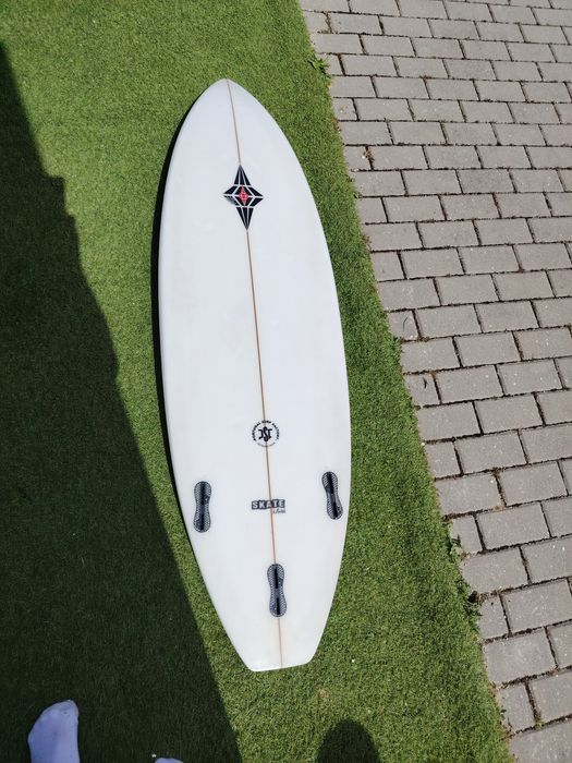 Prancha de Surf Performance 5’7 – Modelo Skate | 27 Litros