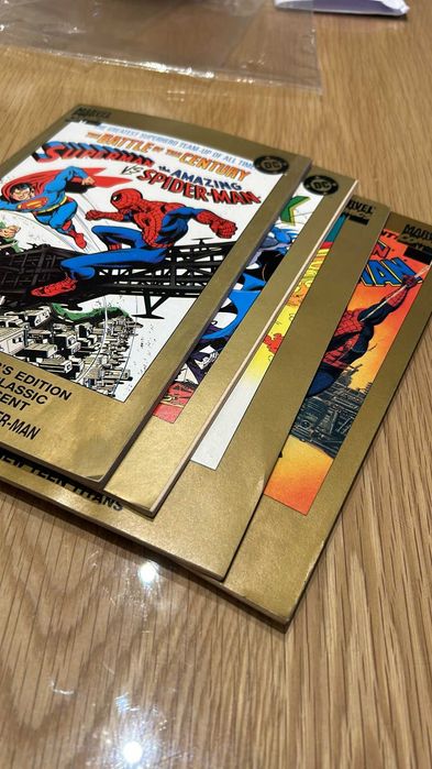 Banda Desenhada: Coleção Completa DC and Marvel Present de 1995