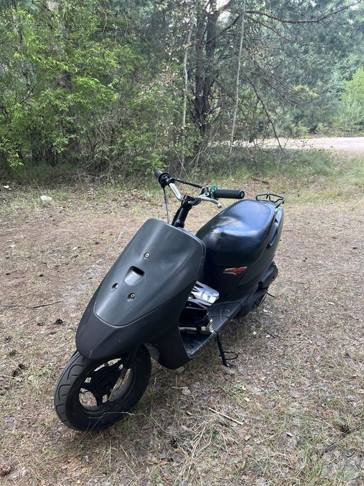 Suzuki lets 2.
