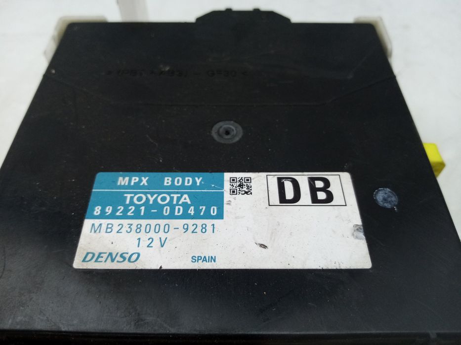 Caixa fusíveis / SAM / BSI TOYOTA Yaris (_P13_)