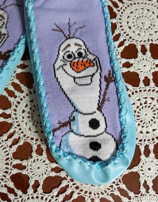 Kapcie / skarpetki z podeszwą Disney Kraina Lodu  31-34
