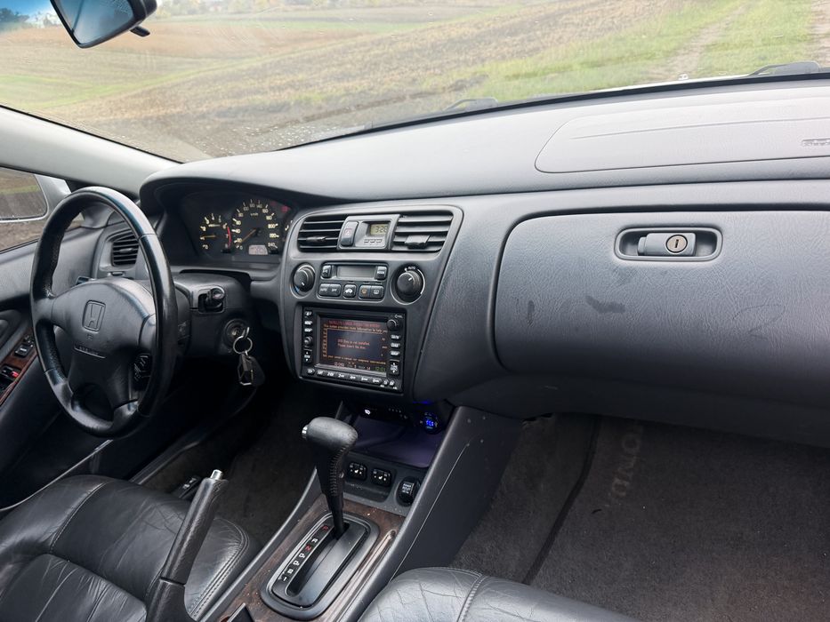 Продам  хонду  акорд АВТОМАТ
