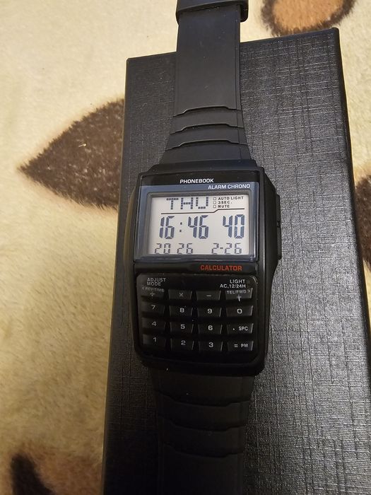 Часы калькулятор