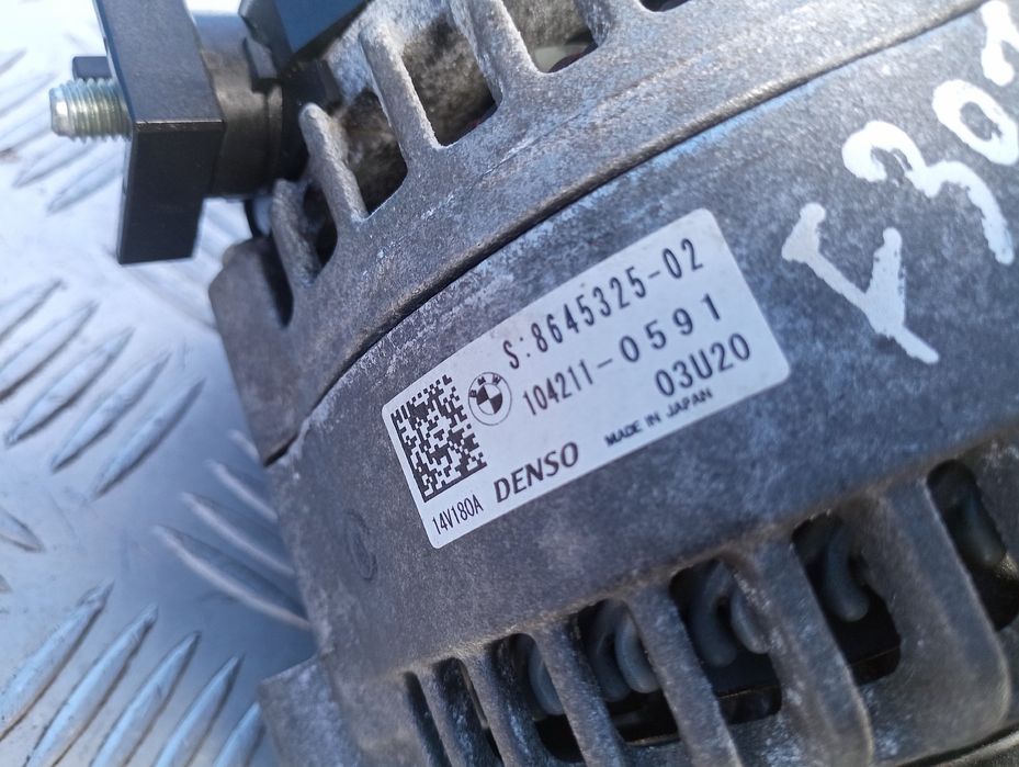 Генератор BMW 3 F30 Генератор БМВ 3 Ф30 Розборка бмв ф30 Разборка ф30