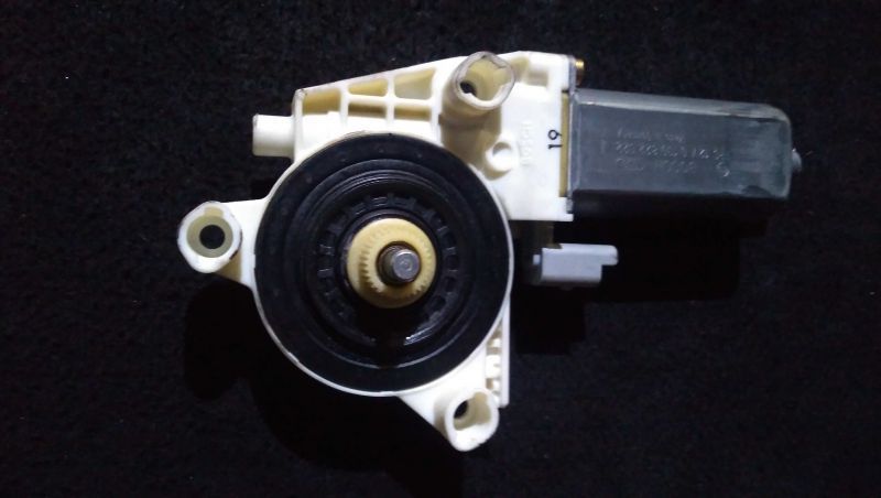 Motor Do Elevador Porta F.E Peugeot 307 Break (3E)