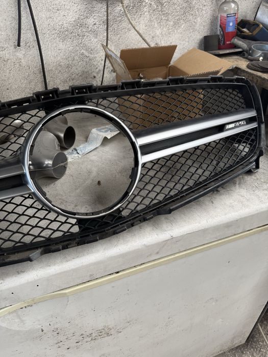 Grelha Mercedes Classe A