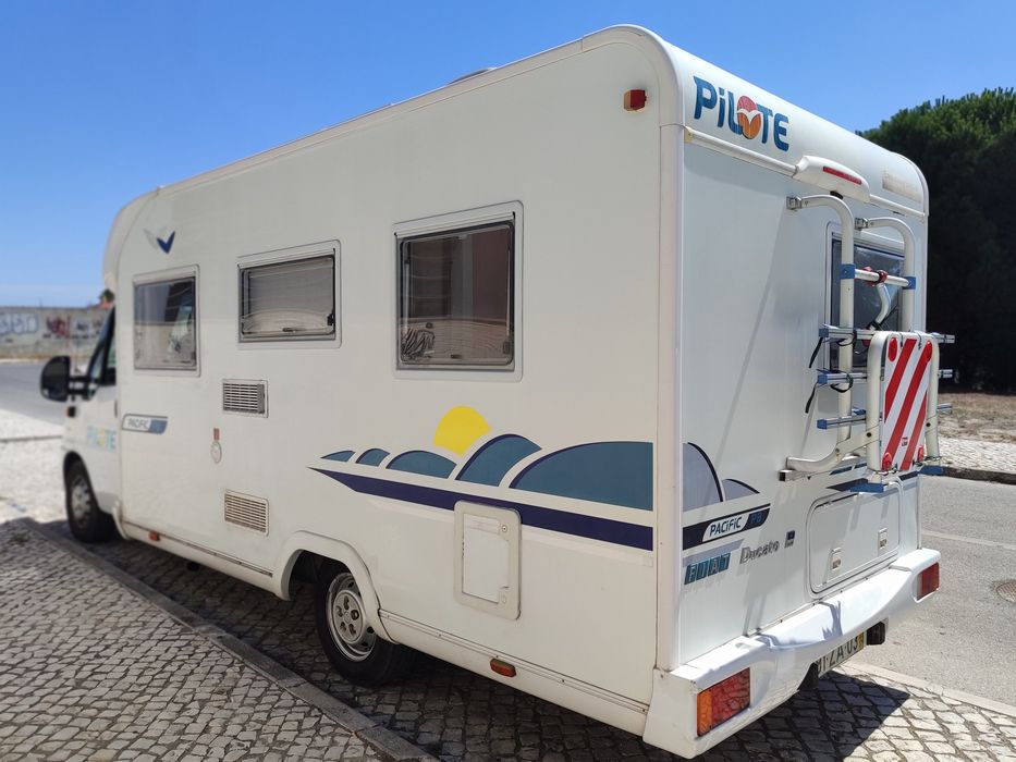 Autocaravana Pilote Pacific J8 2.8 JTD 127cv