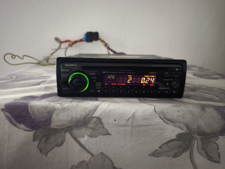Radio samochodowe Sony lata 90 wyjście na zmieniarkę dwa kolory