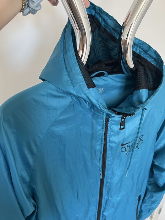 Kurtka Nike Athletic Dept wiatrówka sportowa turkusowa, rozmiar S