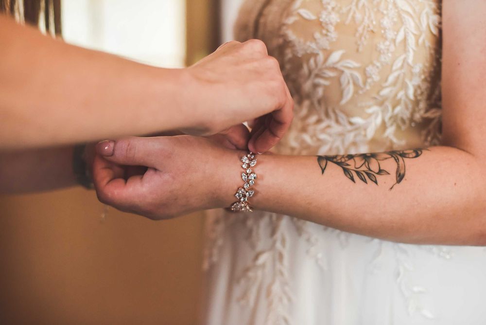 Suknia slubna ciążowa