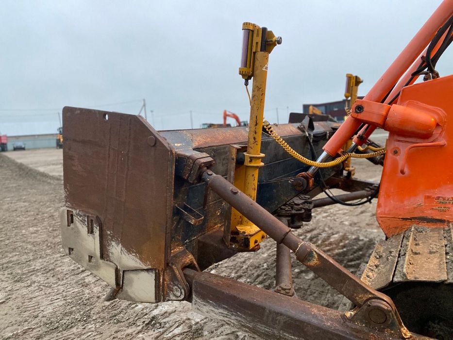 Продам бульдозер Fiat - Kobelko D 180 , 2004 г то