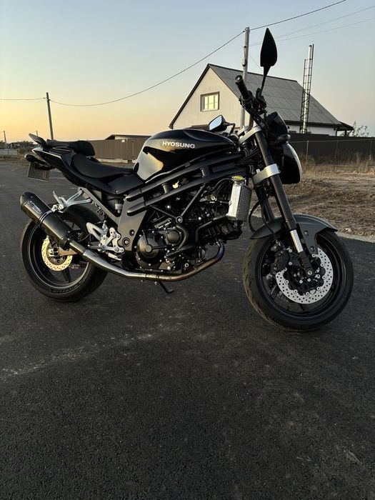 Мотоцикл Hysung comet 650