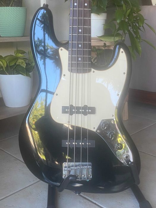 Fender Squier Affinity Jazz Bass